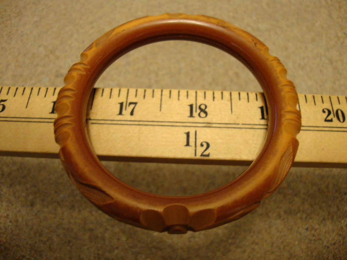 Vintage Brown Overdyed Butterscotch Bakelite Bracelet! Flower/Slash Carvings!!