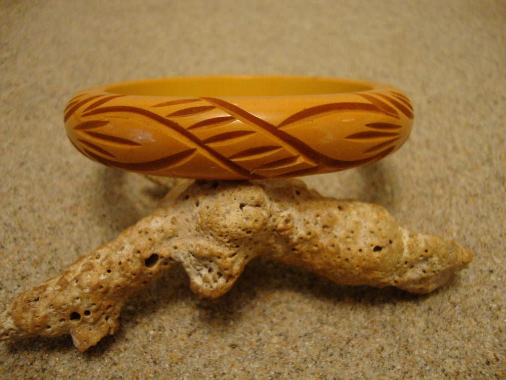 Vintage Goldenrod Bakelite Bracelet: Carved Wheat Sheaf Design