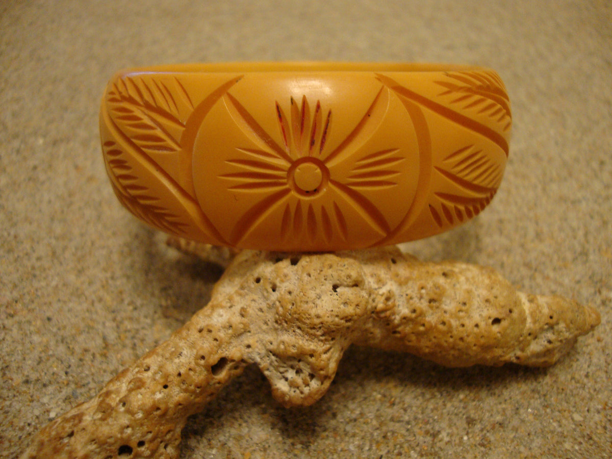 Vintage Goldenrod Bakelite Bracelet: Abstract Floral Carvings