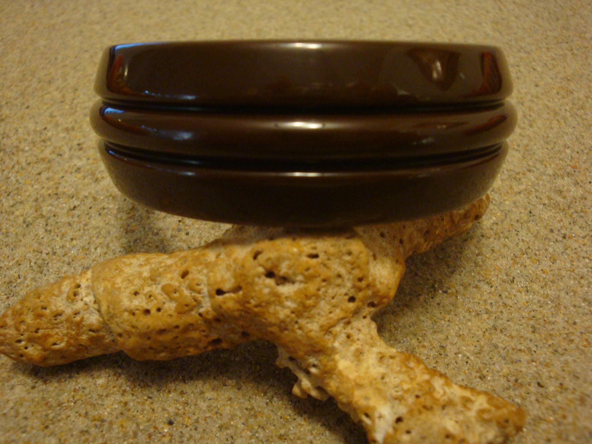 Vintage 1" Chocolate Brown Bakelite Bracelet! Grooved Sleek Art Deco Design!