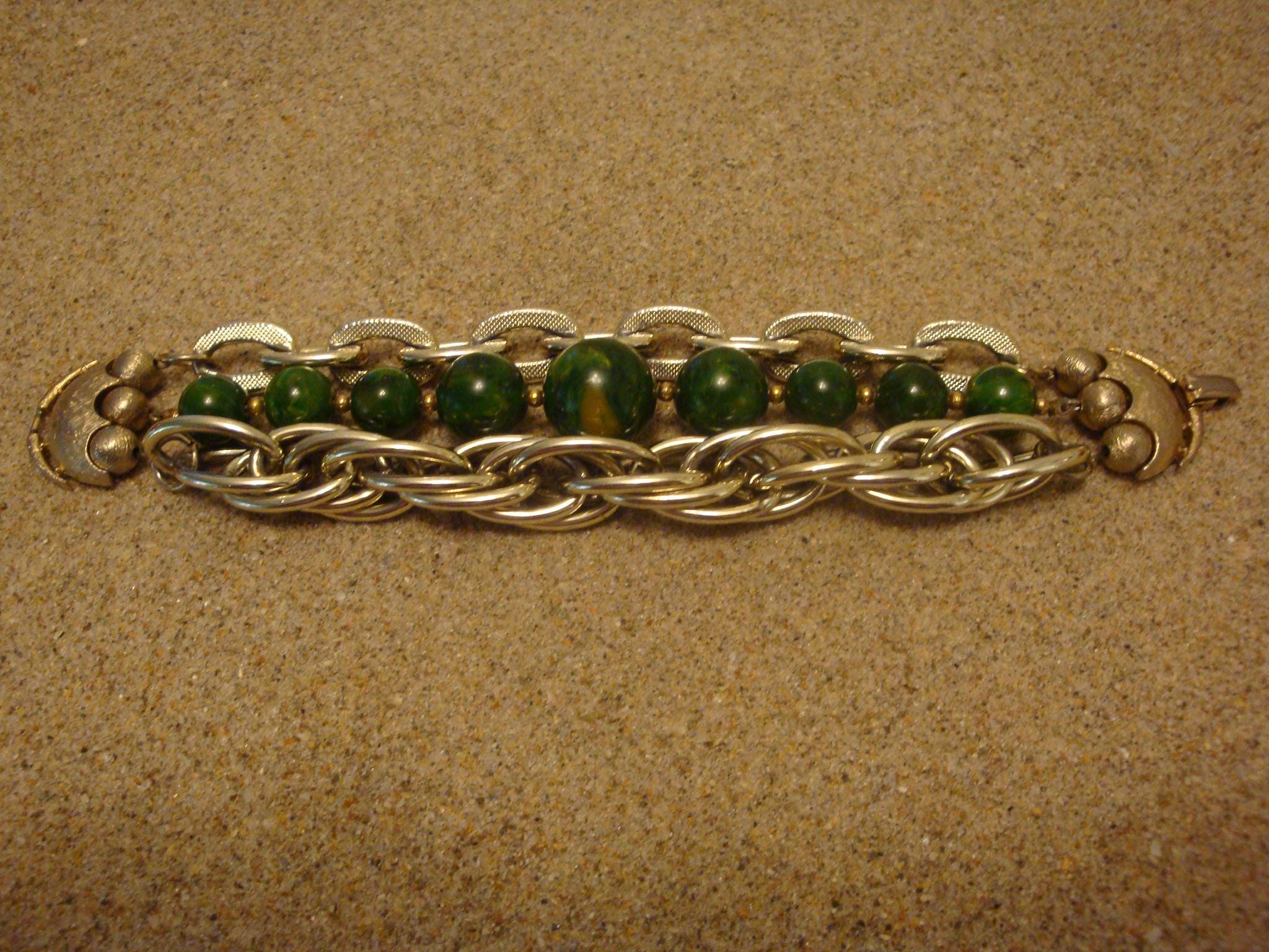 Vintage Marbled Green Bakelite Bead Bracelet with Silver-tone Chain