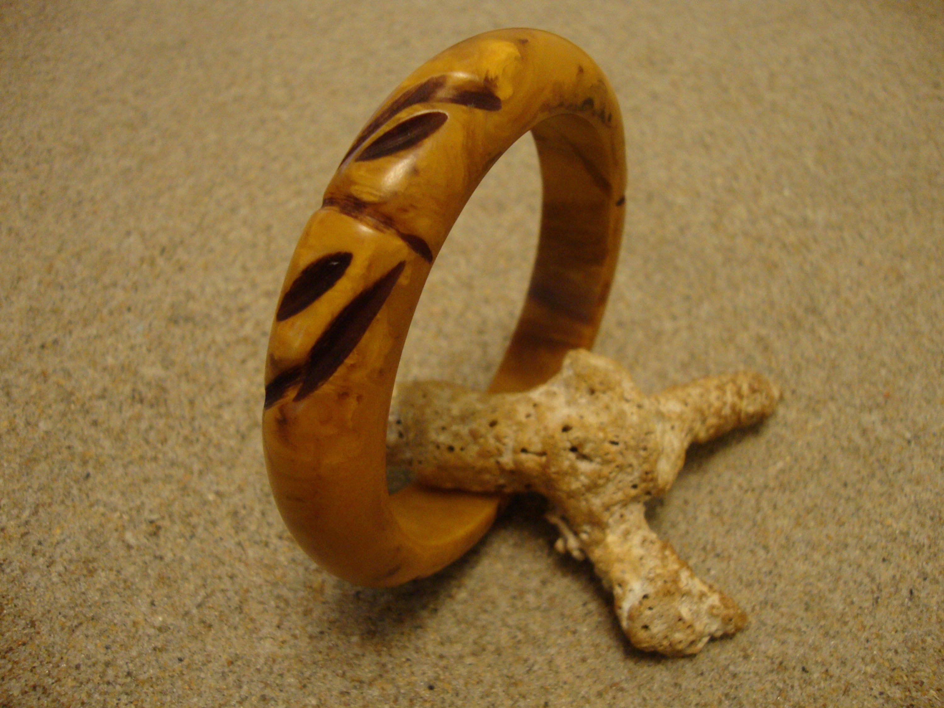 Vintage Bakelite Bracelet! Marbled Butterscotch & Brown Colors; Overdyed Bamboo Carvings!