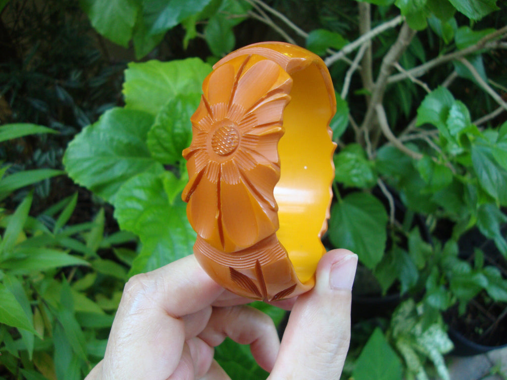 Vintage 1 1/8" Dark Butterscotch Bakelite Bracelet! Deep Flower & Leaf Carvings!
