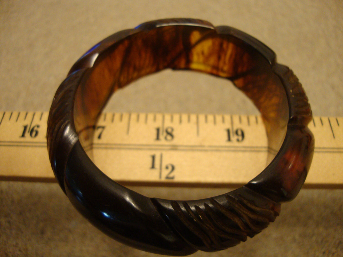 Vintage 1" Marbled Copper/Rust Bakelite Bracelet! Diagonal & Contoured Carvings!