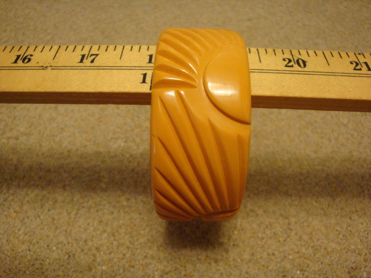 Vintage Canary Yellow Bakelite Bracelet: Carved Flower Design!
