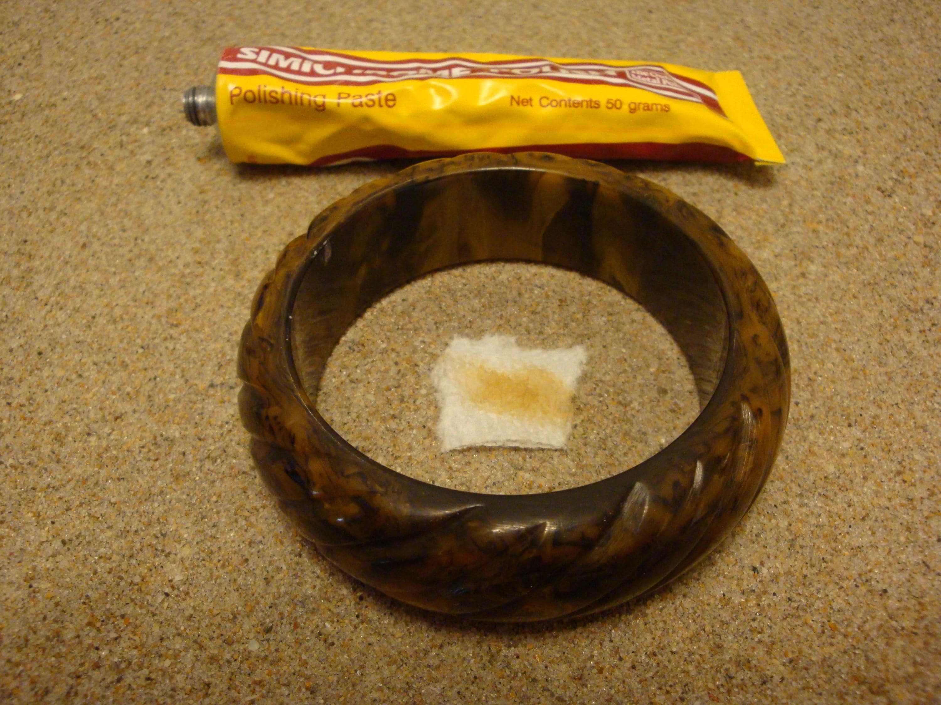 Vintage Marbled Butterscotch/Cream/Black Bakelite Bracelet! Diagonal Carvings!