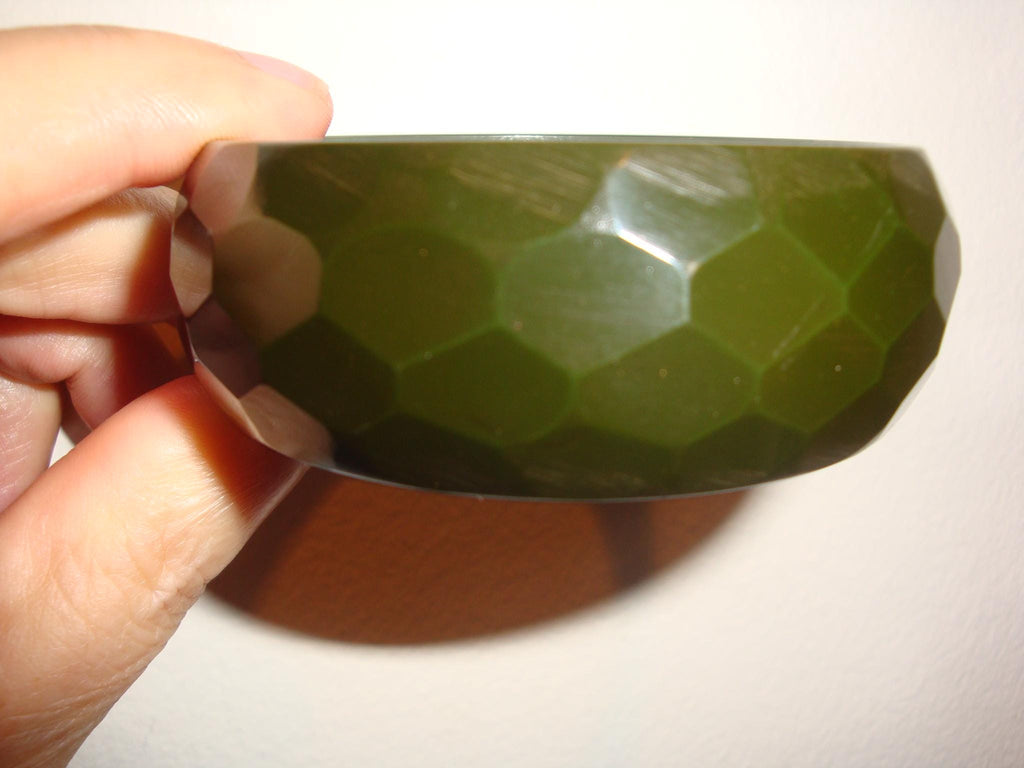 Vintage Green Bakelite Bracelet: Faceted Design, 1-inch