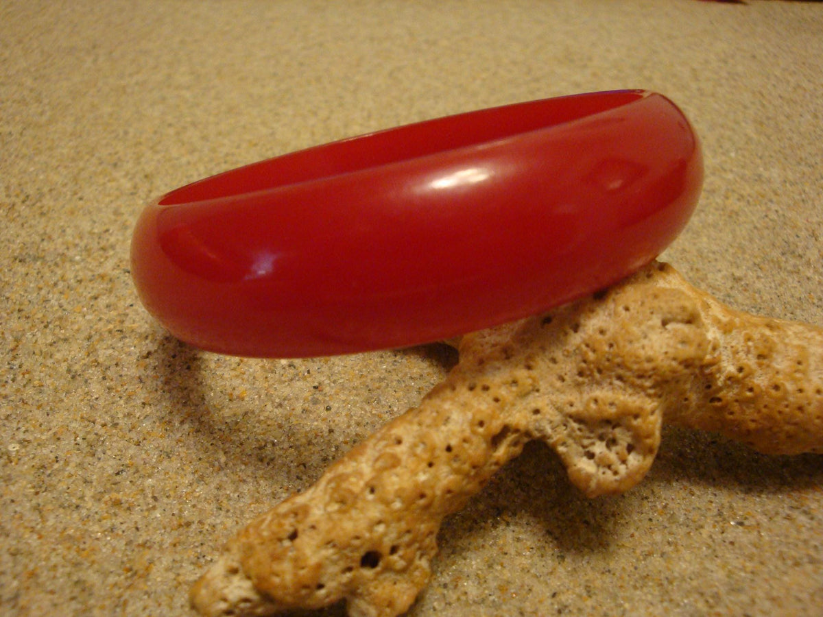 Vintage Cherry Red Bakelite Bracelet: Dome Shaped Bangle