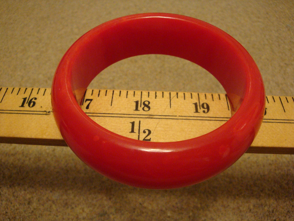 Vintage 7/8" Bakelite Bracelet! Dazzling Bright Cherry Red w/ Cream Marbling!