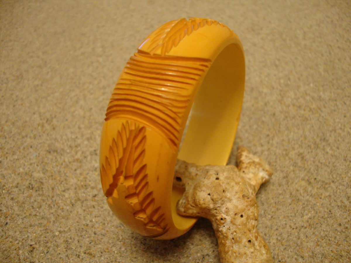 Vintage Goldenrod Bakelite Bracelet: Abstract Carved Design
