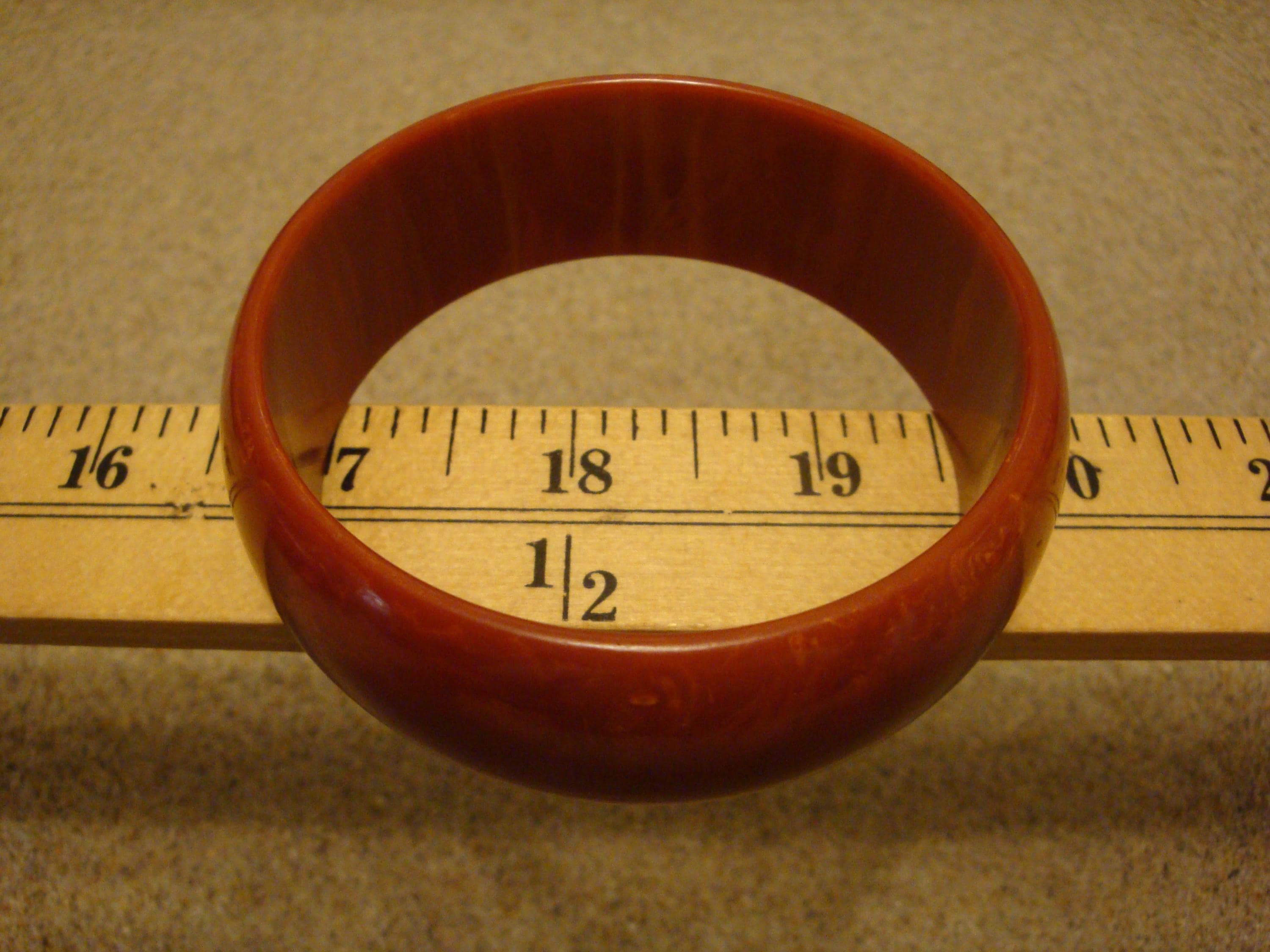 Vintage 1" Domed Bakelite Bangle Bracelet, Marbled Paprika