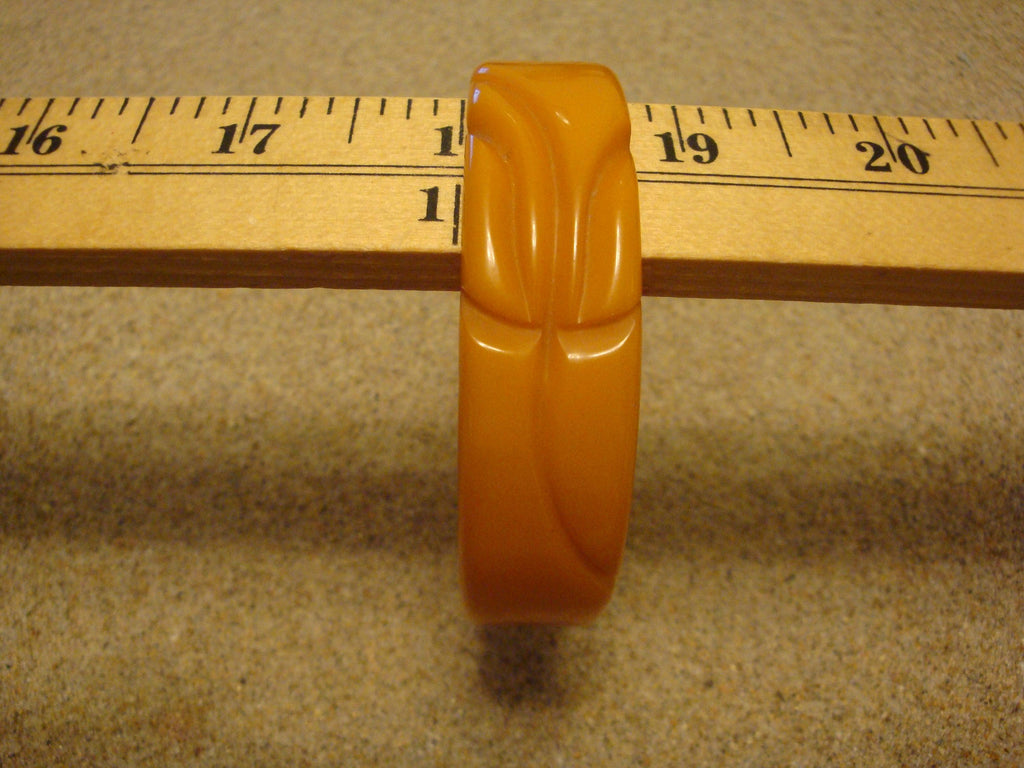 Vintage 3/4" Orange Bakelite Bracelet! Abstract Flower & Leaf Carvings!