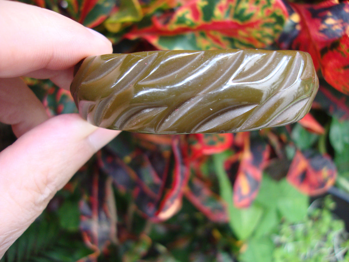 Vintage Olive Green Bakelite Bracelet: Abstract Carved Bangle