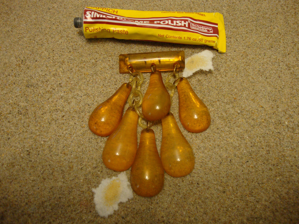 Vintage Gold Prystal Bakelite Brooch: Pear Dangle Bar Pin
