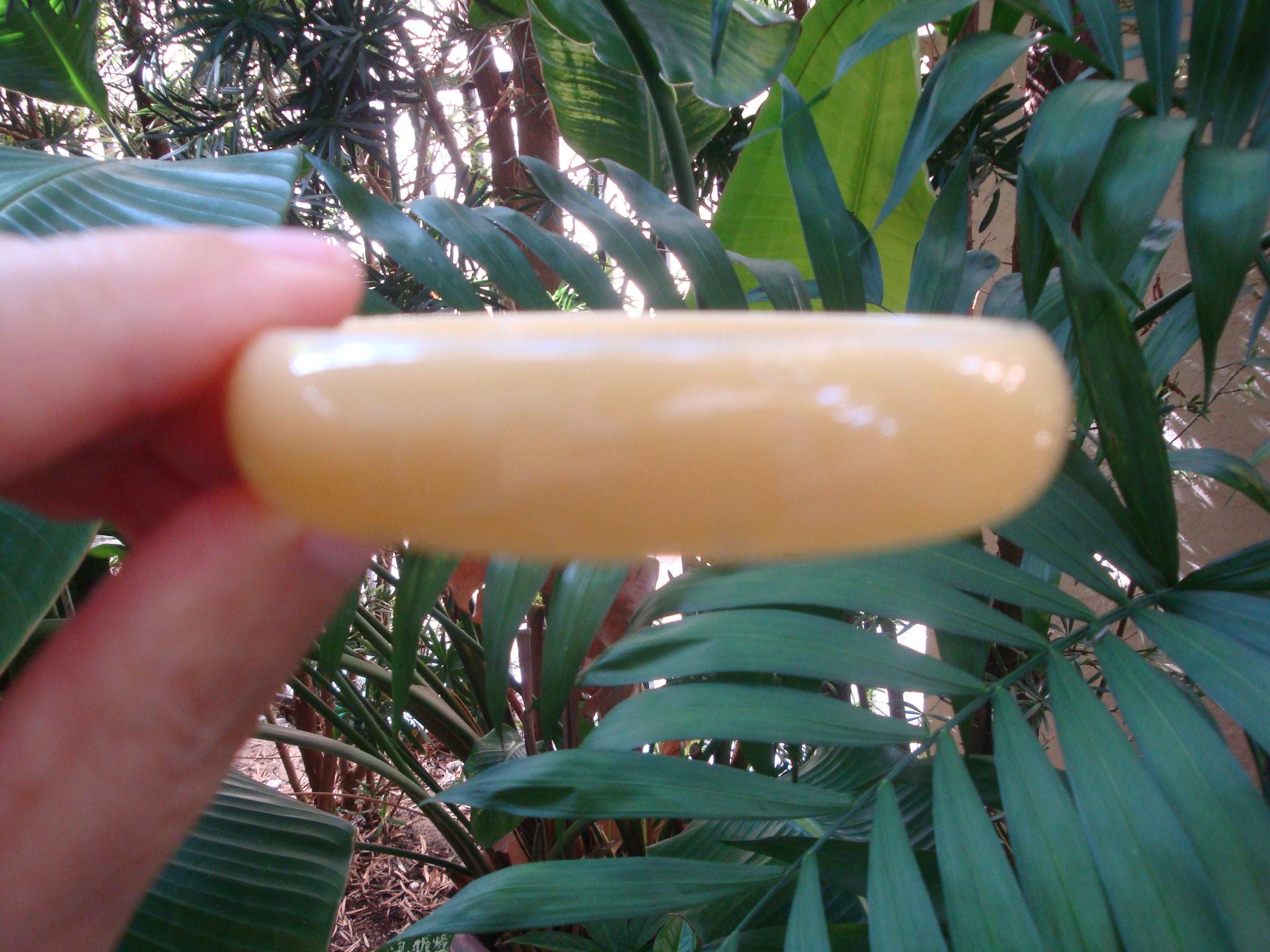 Restored Vintage Bakelite Bracelet: Pale Yellow Marbled Bangle