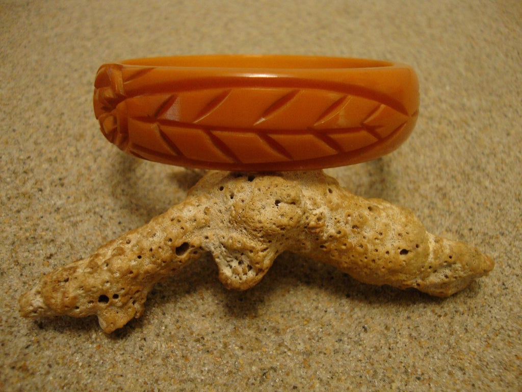 Vintage 3/4" Bakelite Bracelet! Bright Orange; Abstract Flower & Leaf Carvings!