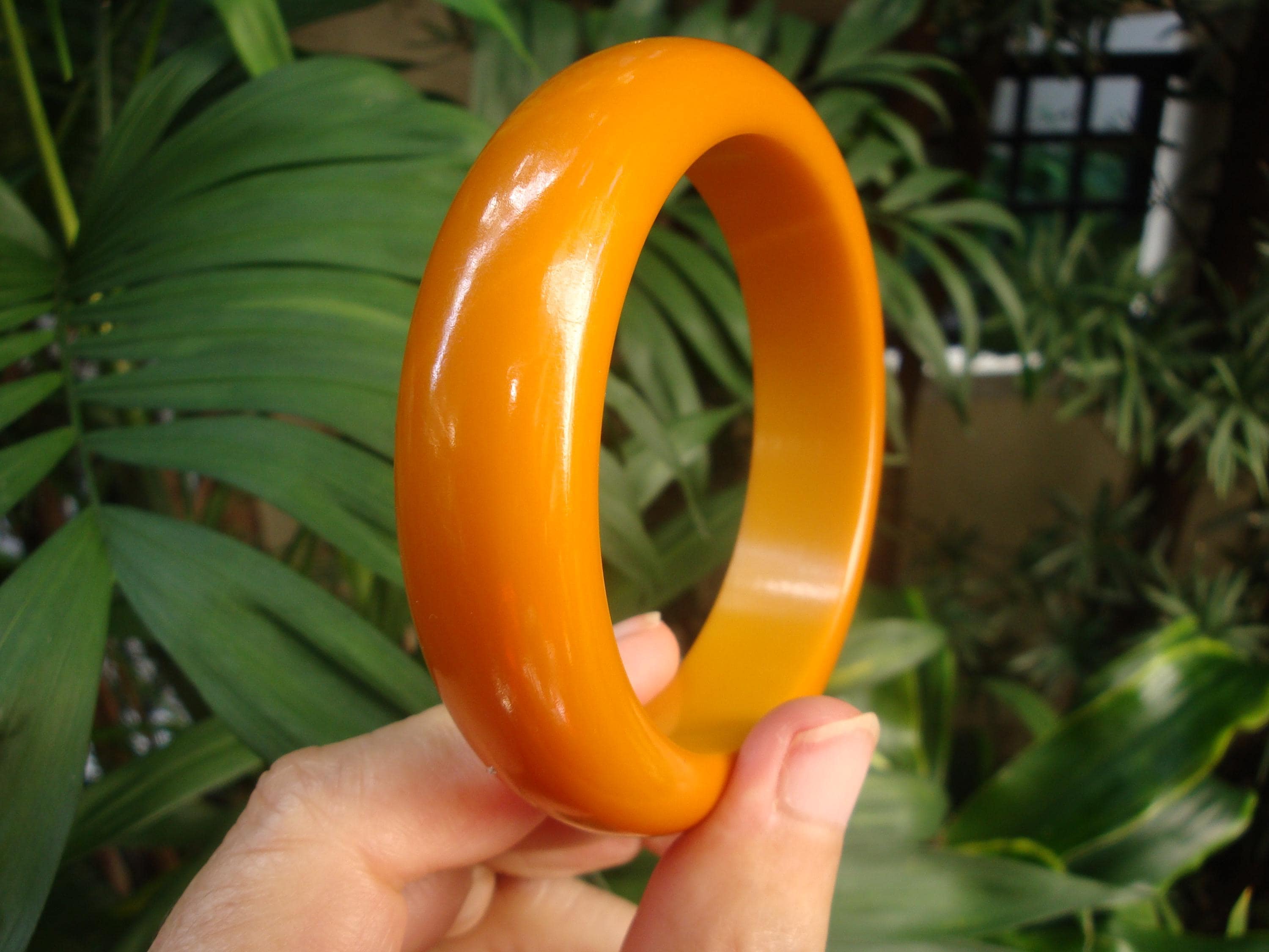 Vintage 3/4" Bakelite Bracelet w/ 3/8" Thick Dome! Solid Butterscotch Color!