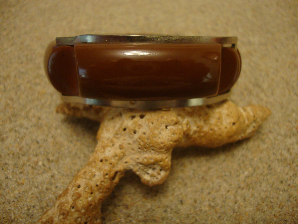 Vintage 5/8" Choco;ate Brown Bakelite Bracelet with Silvertone Buckle Clasp!