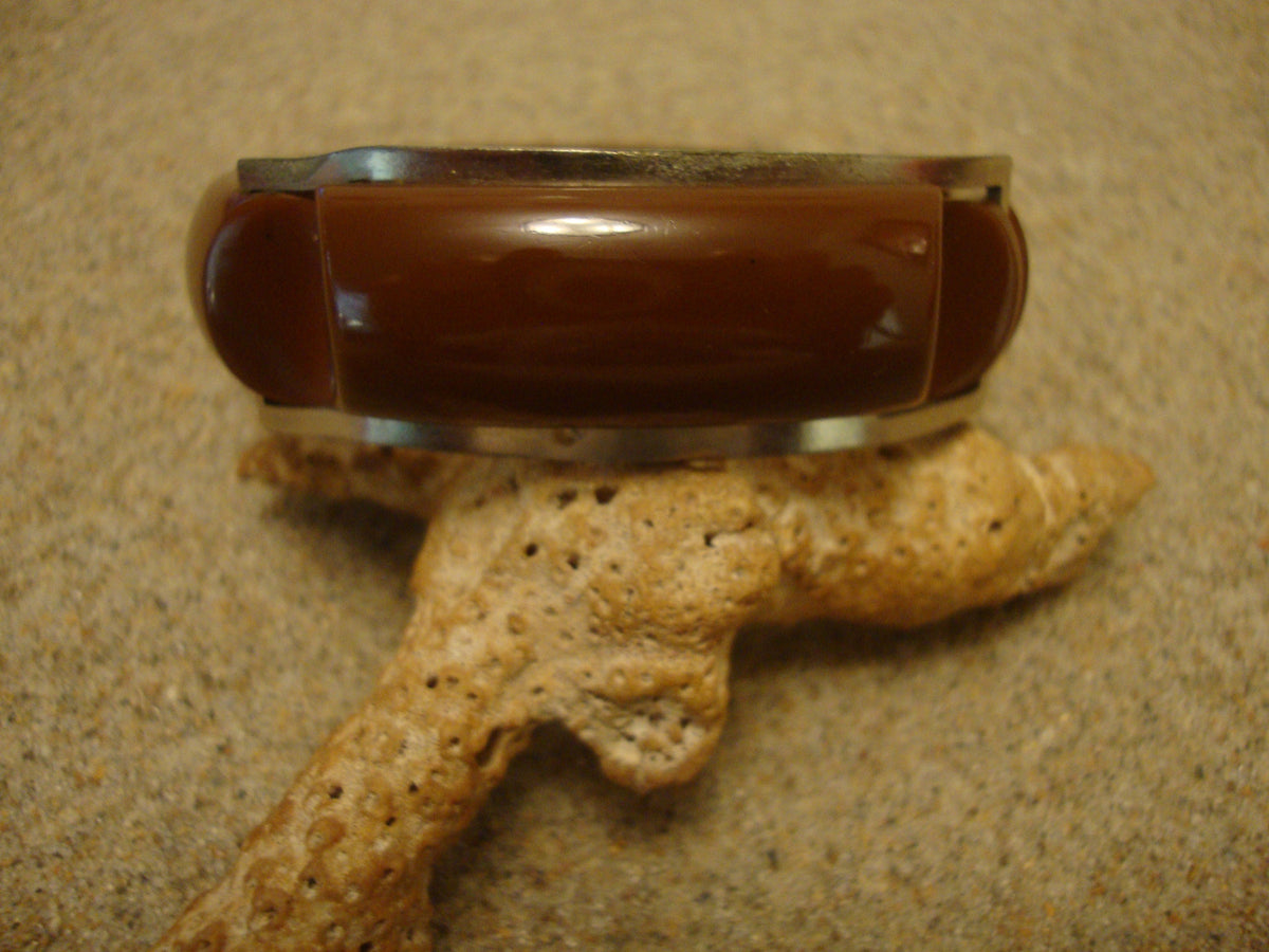 Vintage 5/8" Choco;ate Brown Bakelite Bracelet with Silvertone Buckle Clasp!
