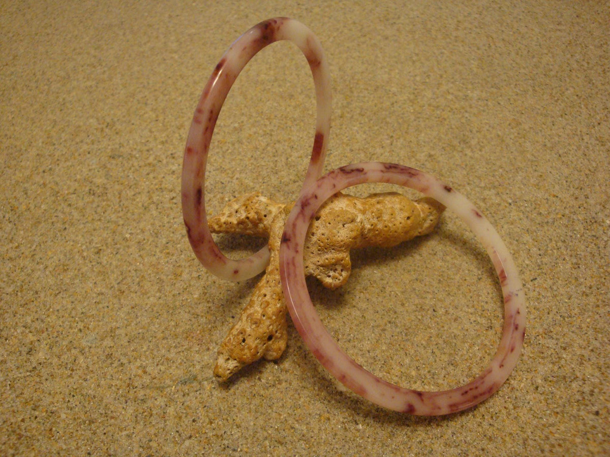 Vintage Bakelite Bracelet Pair: Marbled Purple & Custard Bangles