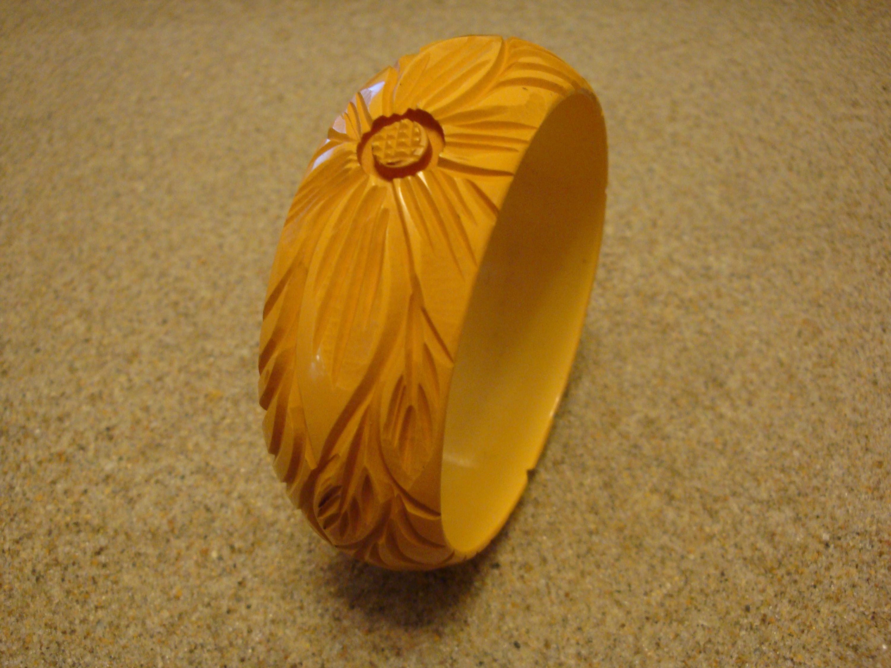 Vintage 1 1/4" Goldenrod Bakelite Bracelet! Four Abstract Flower Carvings!
