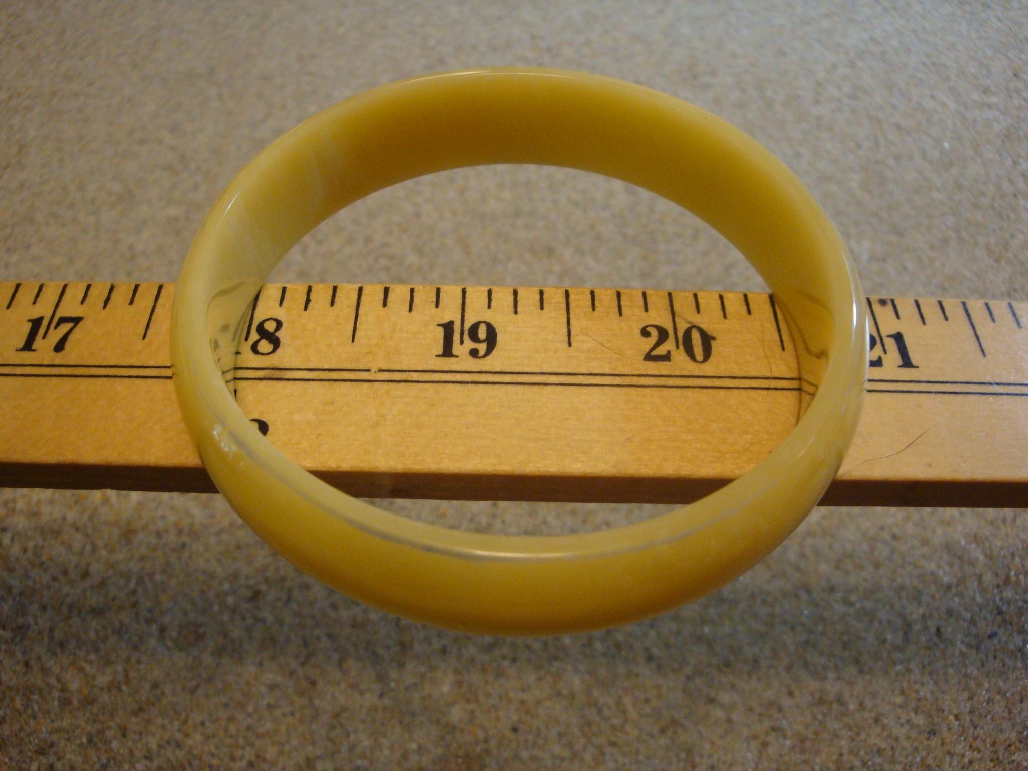 Restored Vintage Bakelite Bracelet: Pale Yellow Marbled Bangle