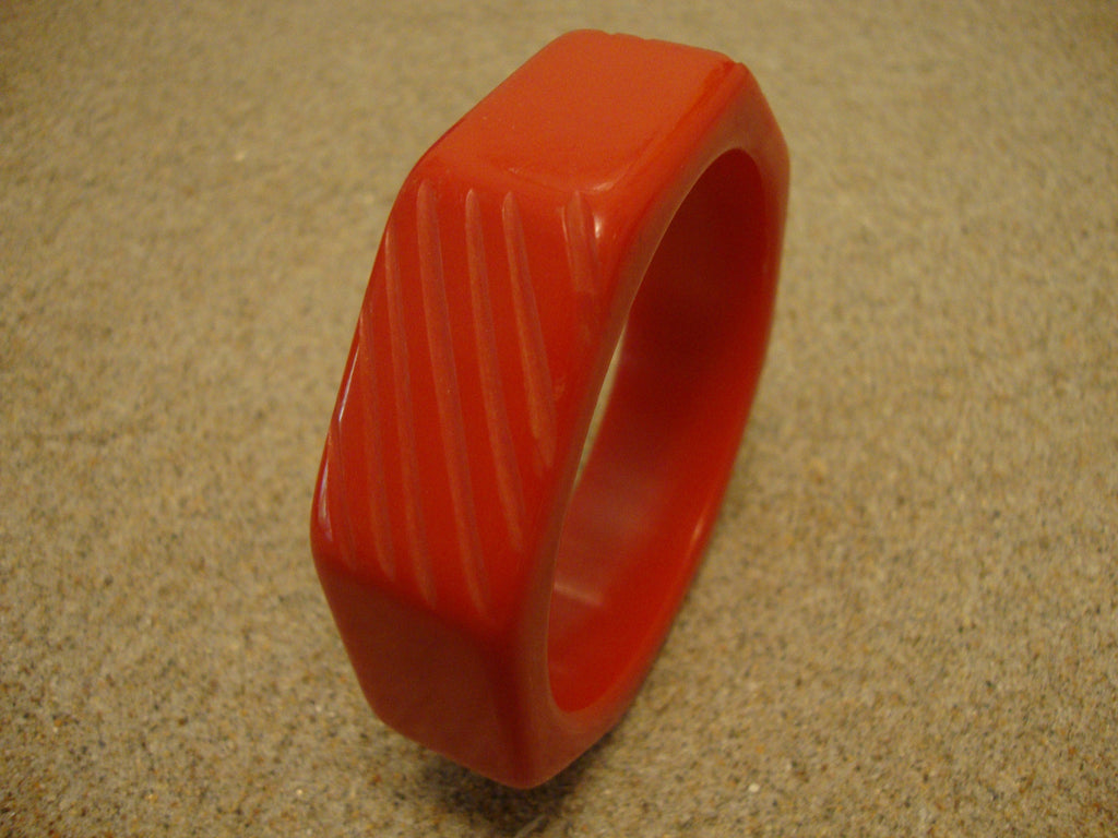 Vintage 7/8" Red Bakelite Bracelet! Octagon Shape w/ Diagonal Slash Carvings!