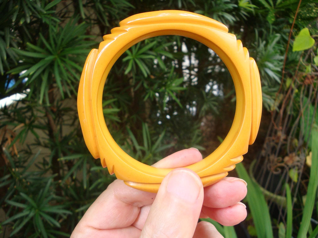 Vintage 5/8" Canary Yellow Bakelite Bracelet! Unique Deep Abstract Carvings!