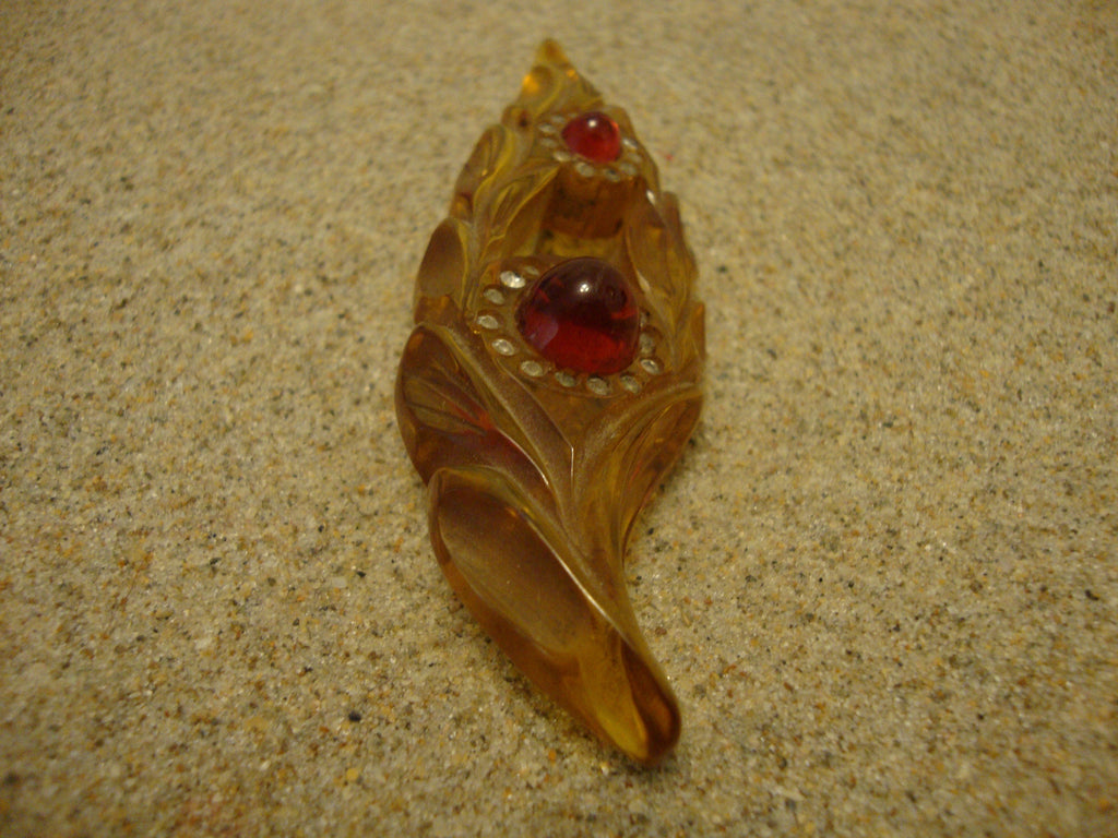 Vintage Bakelite Brooch! Carved Leaf Design w/ Rhinestone & Ruby Red Cabochons!