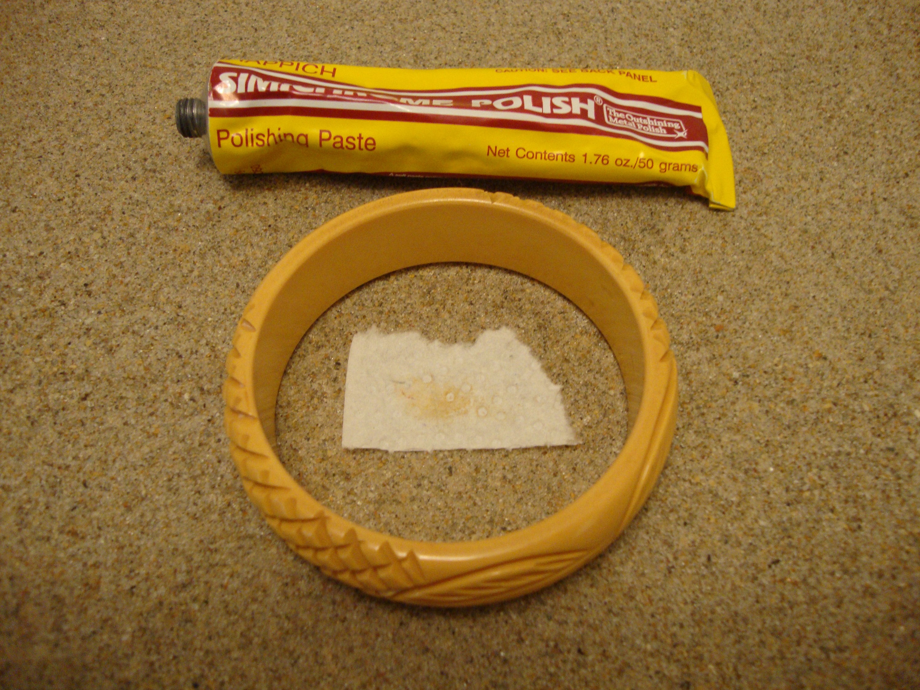 Vintage Goldenrod Bakelite Bracelet: Carved Leaf Design