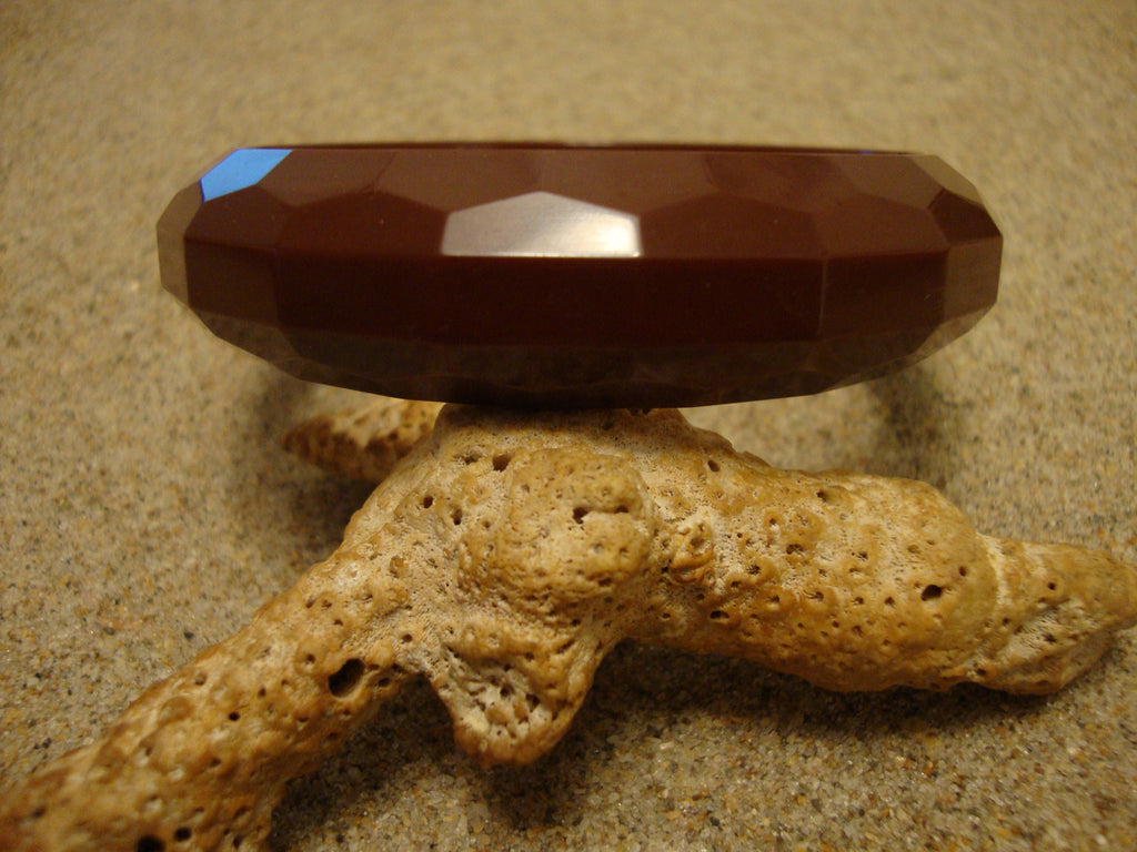 Vintage 3/4" Chocolate Brown Bakelite Bracelet! Rectangular & Pentagon Facets!