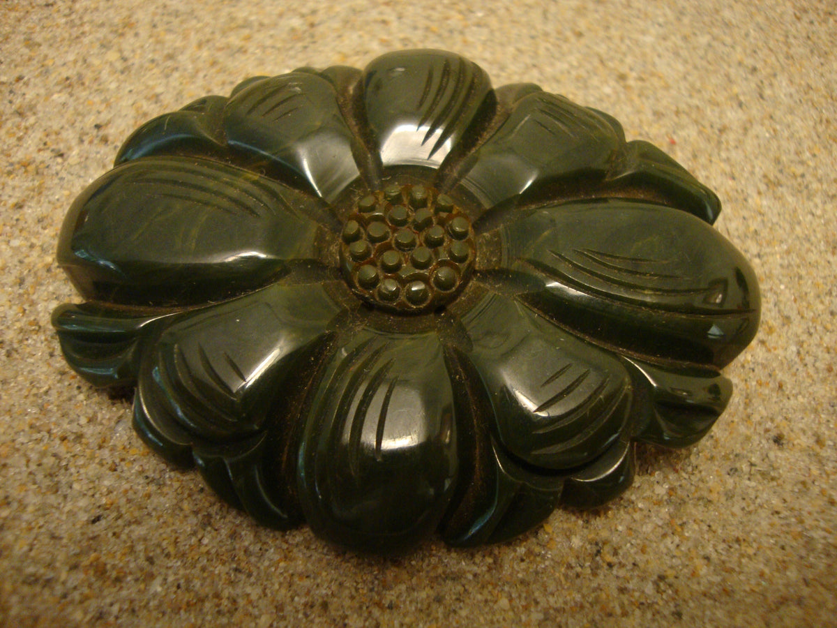 Vintage Marbled Green Bakelite Brooch: Carved Flower & Leaf Design