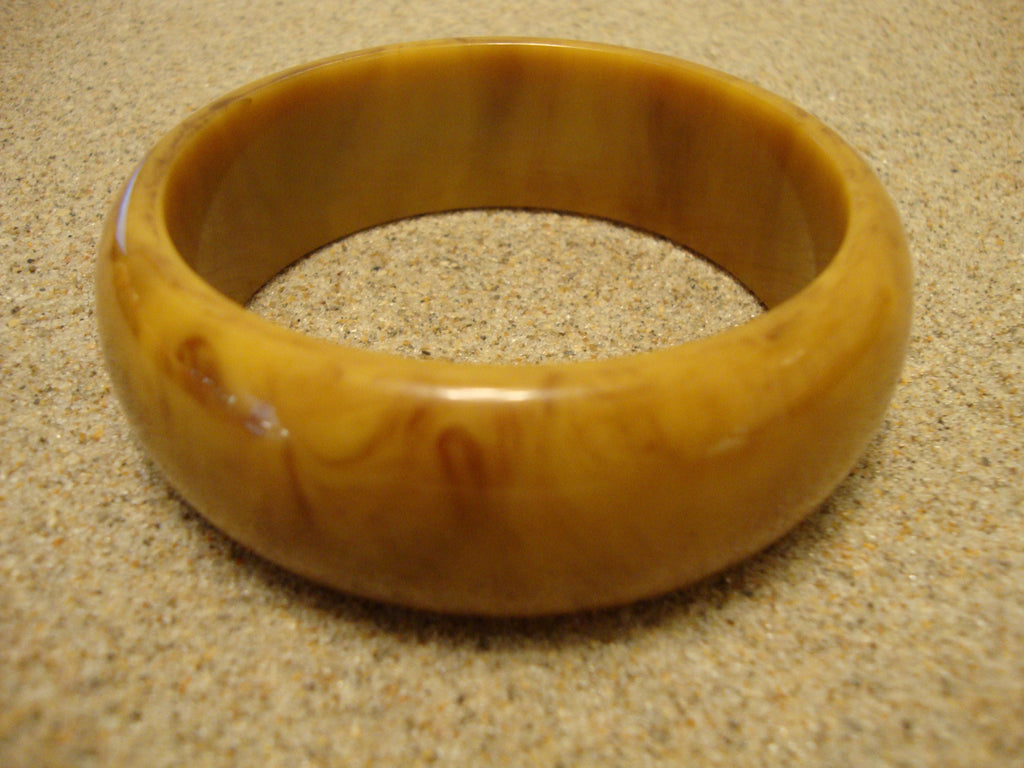 Vintage Marbled Bakelite Bracelet: Light Green, Cream & Brown