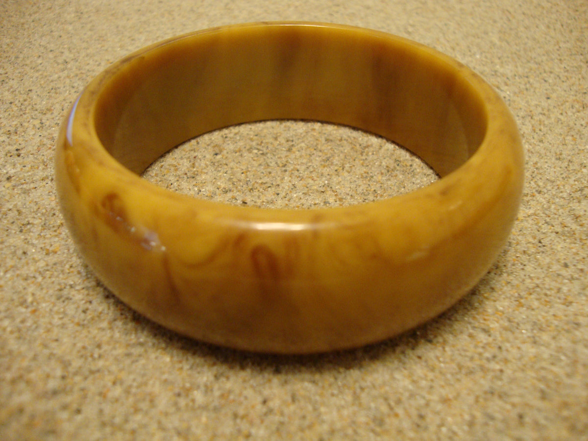 Vintage Marbled Bakelite Bracelet: Light Green, Cream & Brown