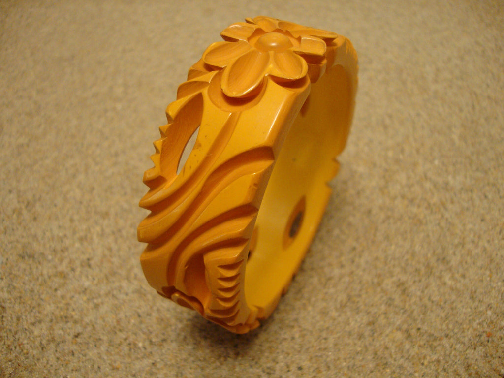 Vintage 7/8" Goldenrod Bakelite Bracelet! Open Work Deep Flower & Leaf Carvings!