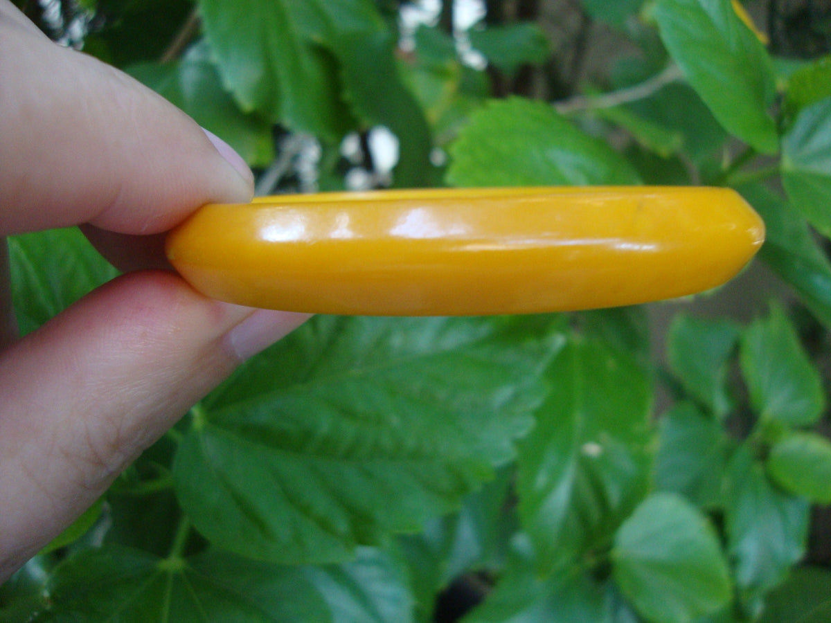 Vintage Lemon Yellow Bakelite Bracelet: Flying Saucer Bangle