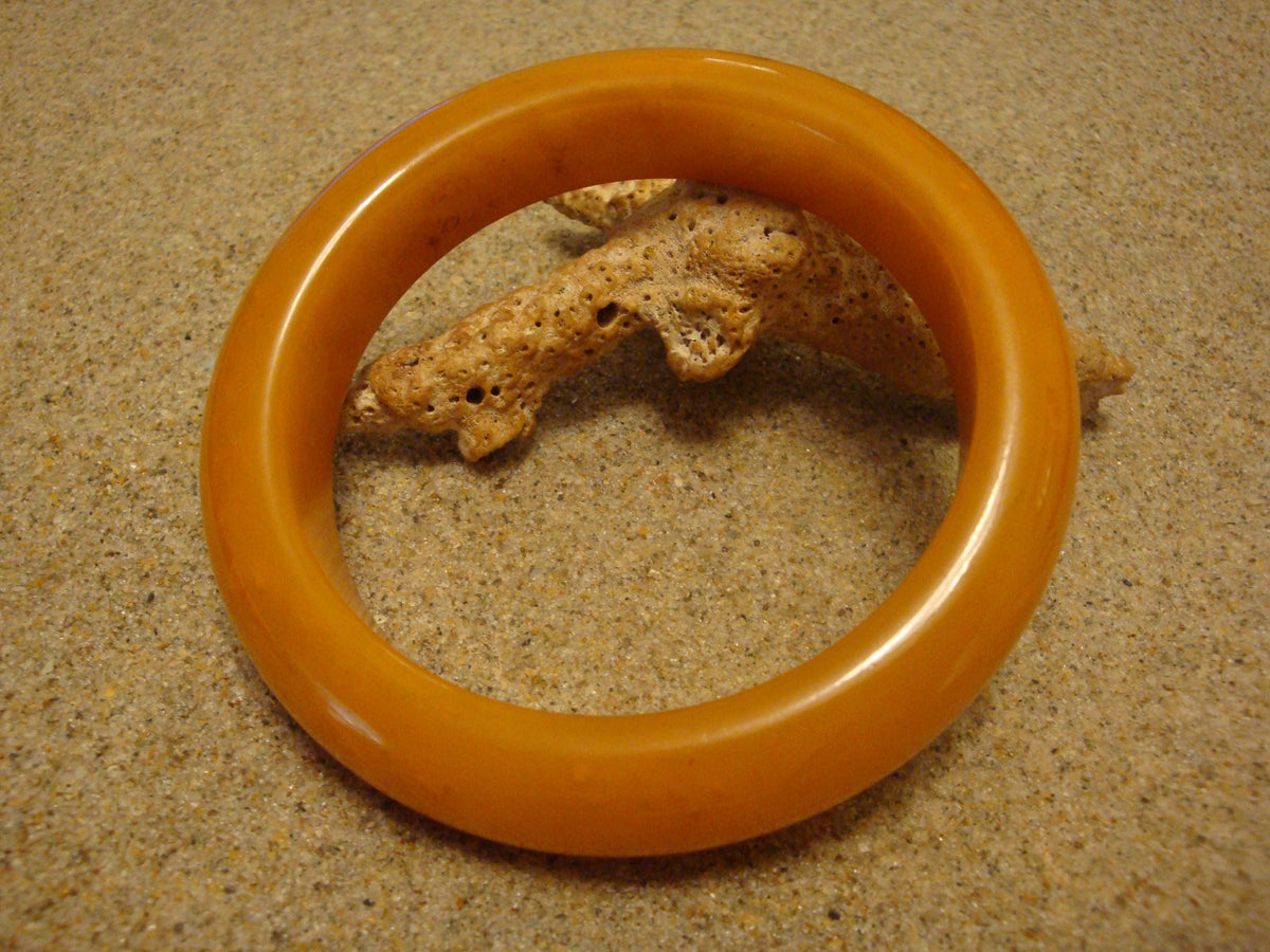 Vintage Bakelite 5/8" Bracelet! Marbled Semi-Translucent Orange/Cream Colors!