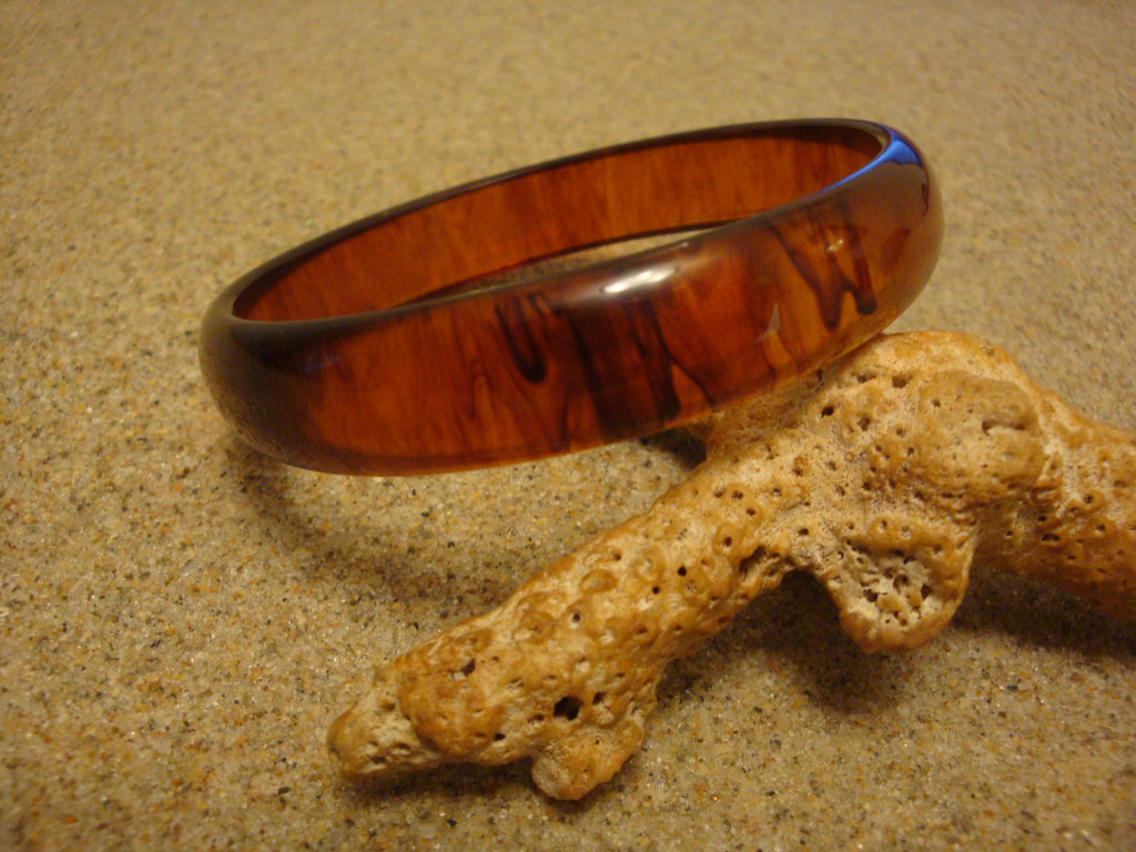 Vintage 1/2" Bakelite Bracelet, Translucent Amber with Rust Marbling