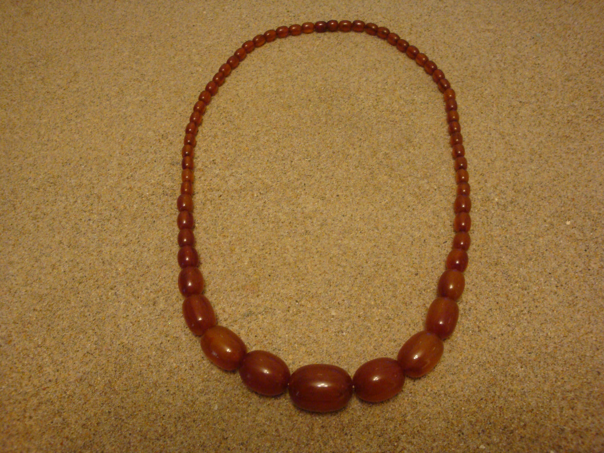 Vintage 26" Bakelite Necklace, Graduated Marbled Amber and Rust Barrel Beads