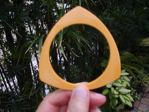 Cool Vintage 1/8" Atomic Age Bakelite Triangle Bangle! Solid Yellow Color!