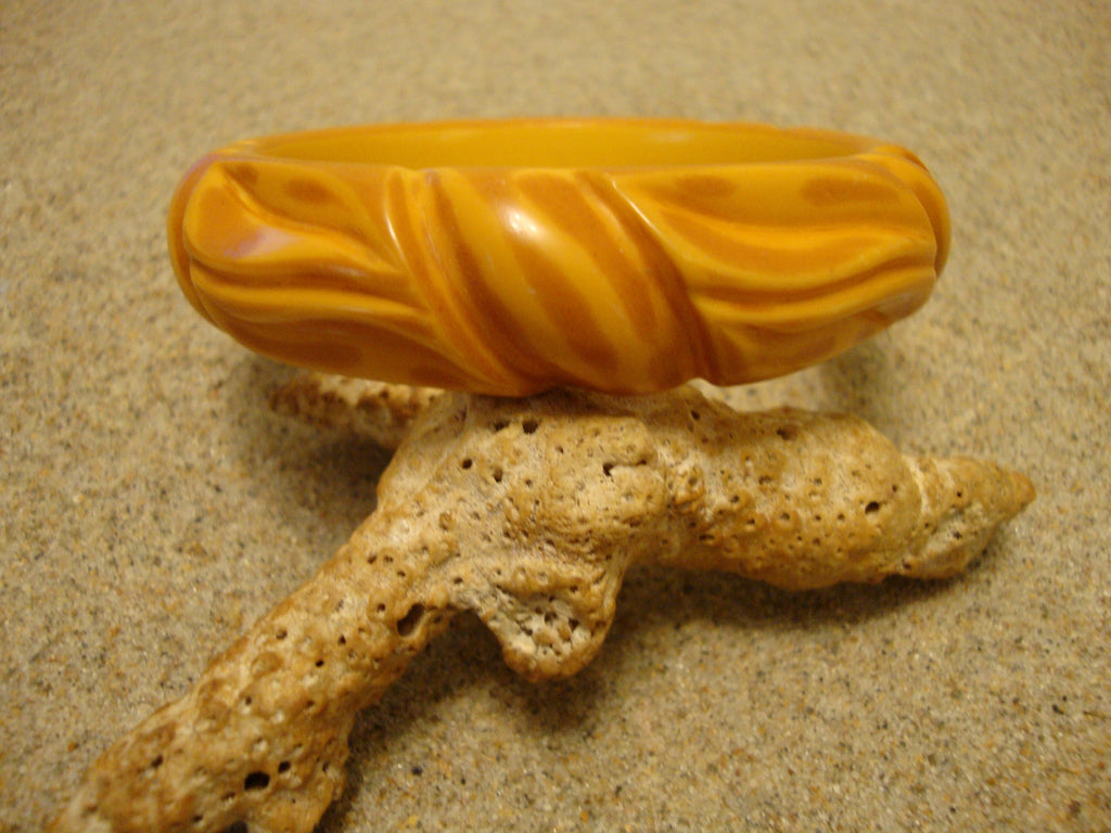 Vintage 3/4" Overdyed Butterscotch Bakelite Bracelet! Abstract Flower Carvings!