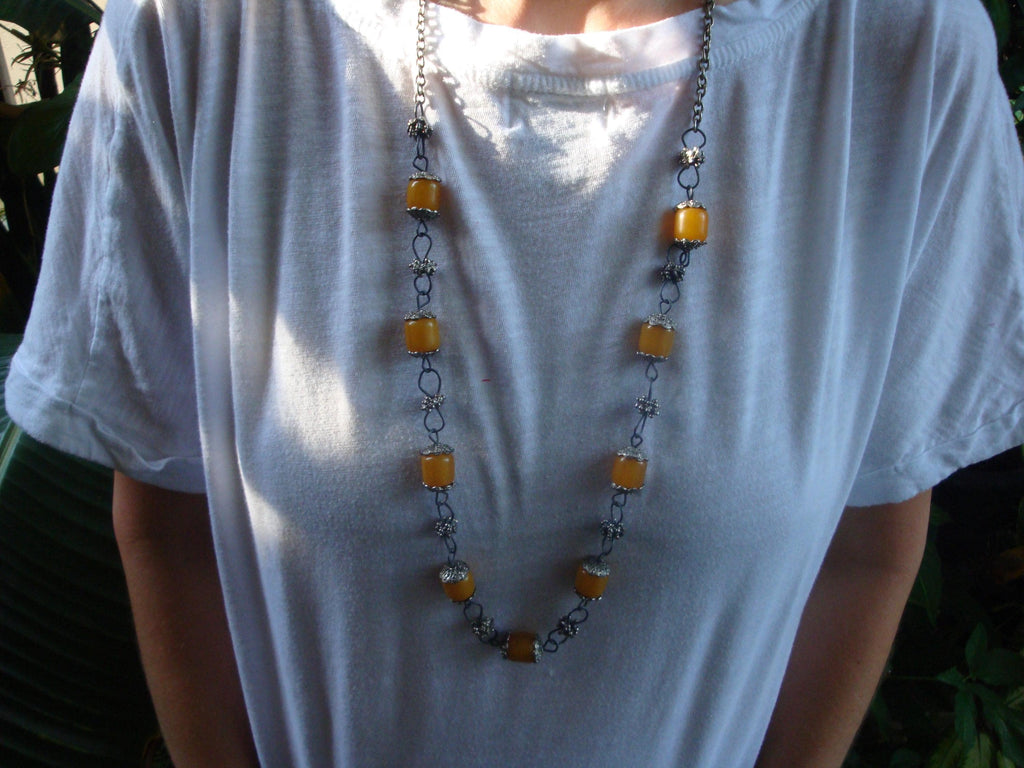 Vintage 33" Bakelite Necklace! Barrel Beads; Silvertone Chain, Settings Beads!