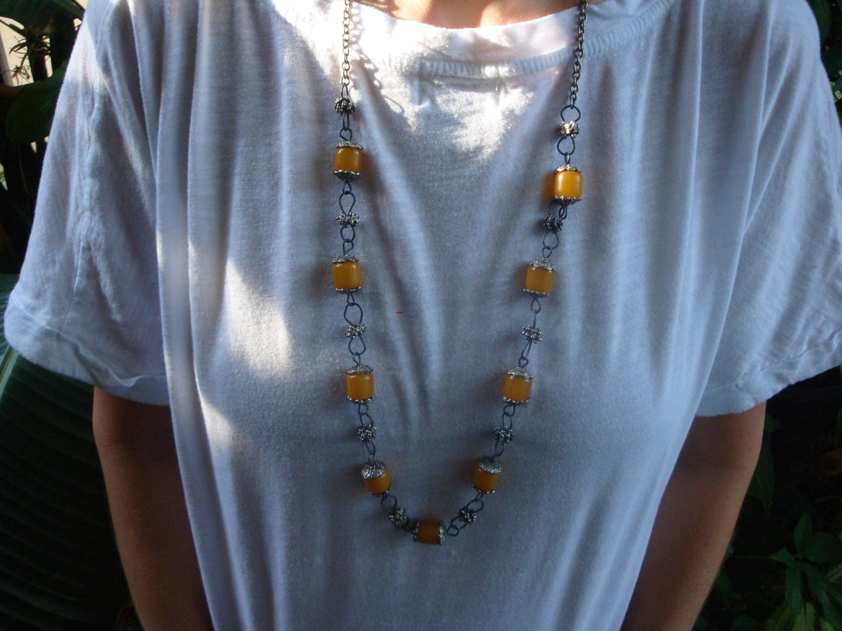 Vintage 33" Bakelite Necklace! Barrel Beads; Silvertone Chain, Settings Beads!