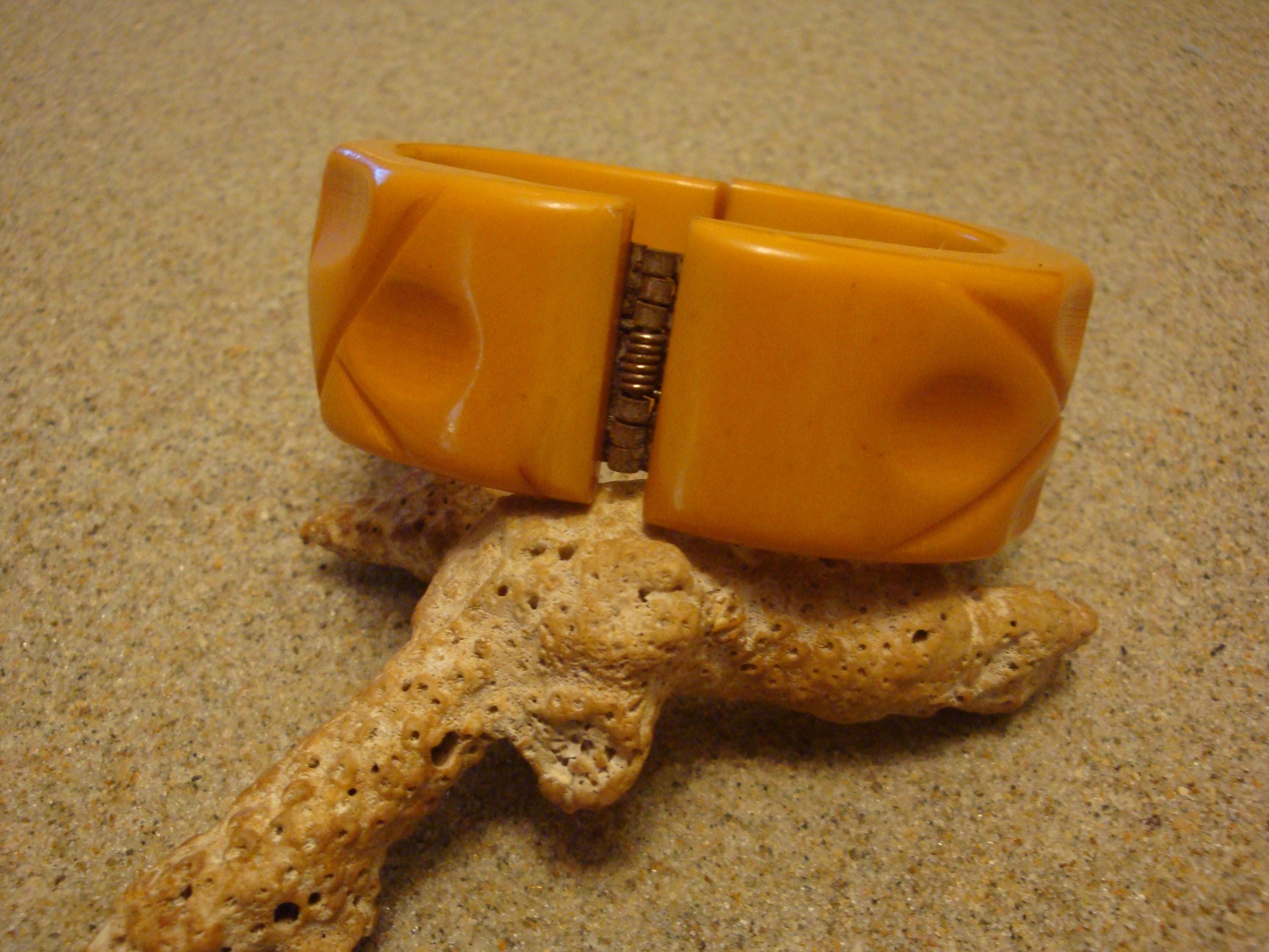 Vintage 1 1/4" Bakelite Clamper Bracelet! Yellow w/ Abstract Geometric Carvings!