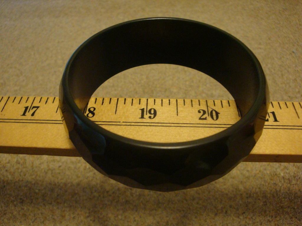 Vintage Green Bakelite Bracelet: Faceted Design, 1-inch