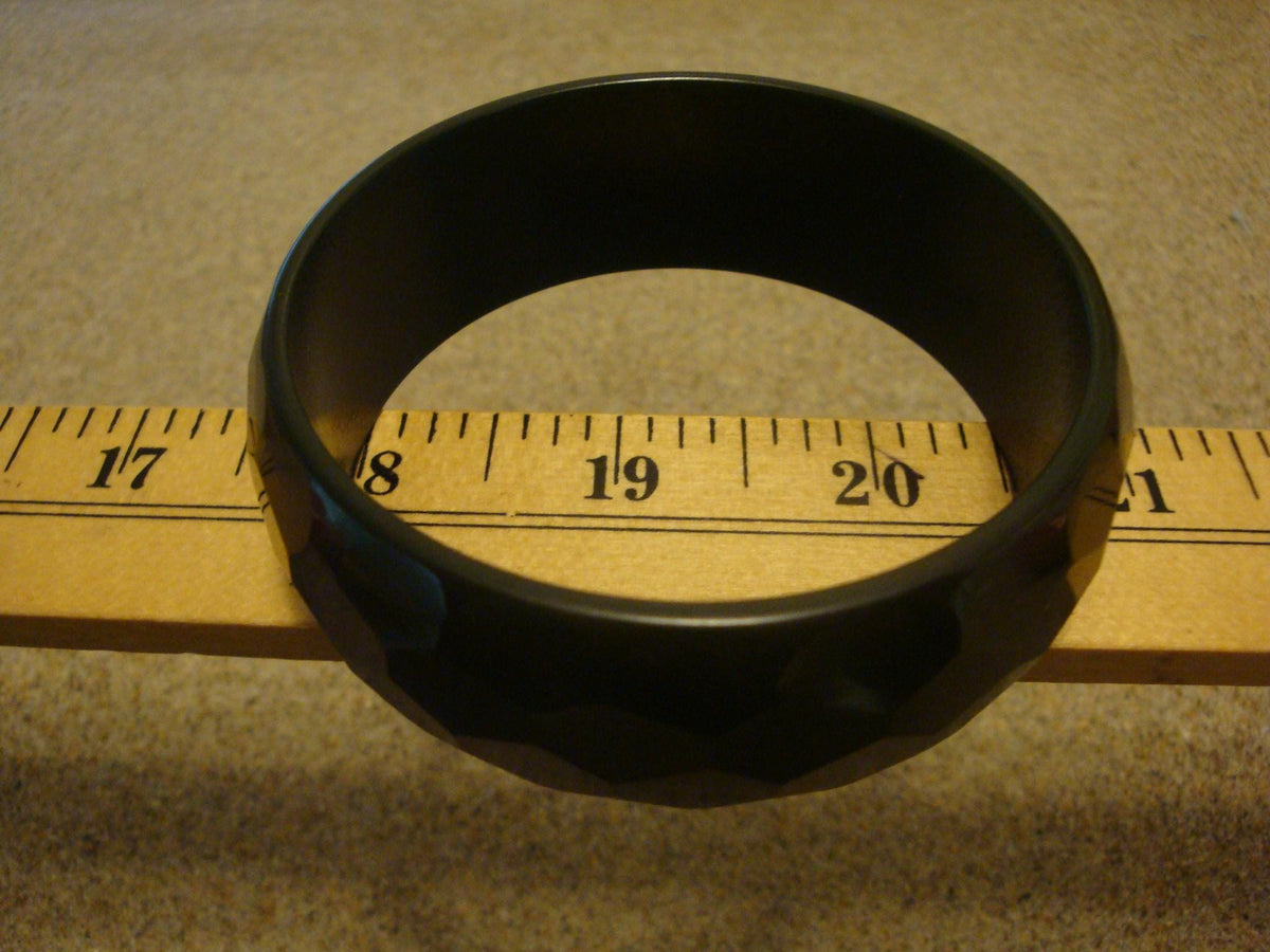 Vintage Green Bakelite Bracelet: Faceted Design, 1-inch