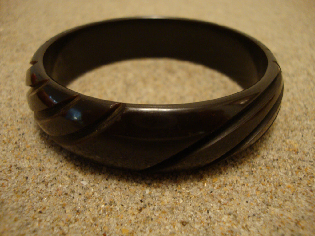 Vintage Carved Bakelite Bracelet: Dark Greenish Brown, Abstract Floral Design