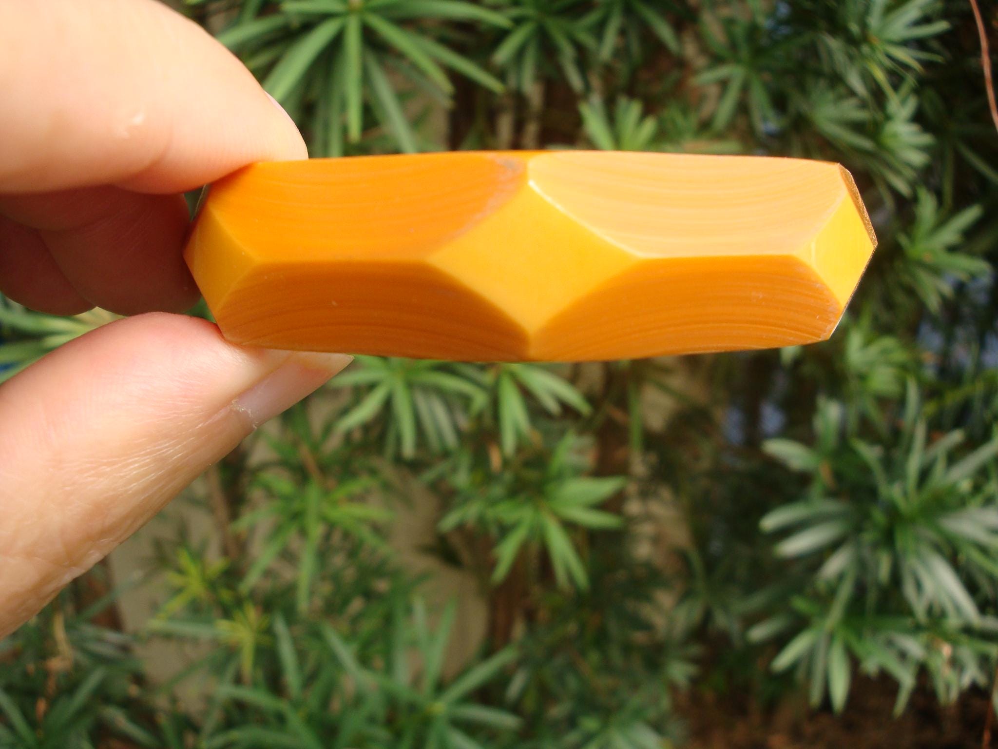 Vintage 5/8" Goldenrod Bakelite Bracelet! Cut Back Diamond Faceted Design!