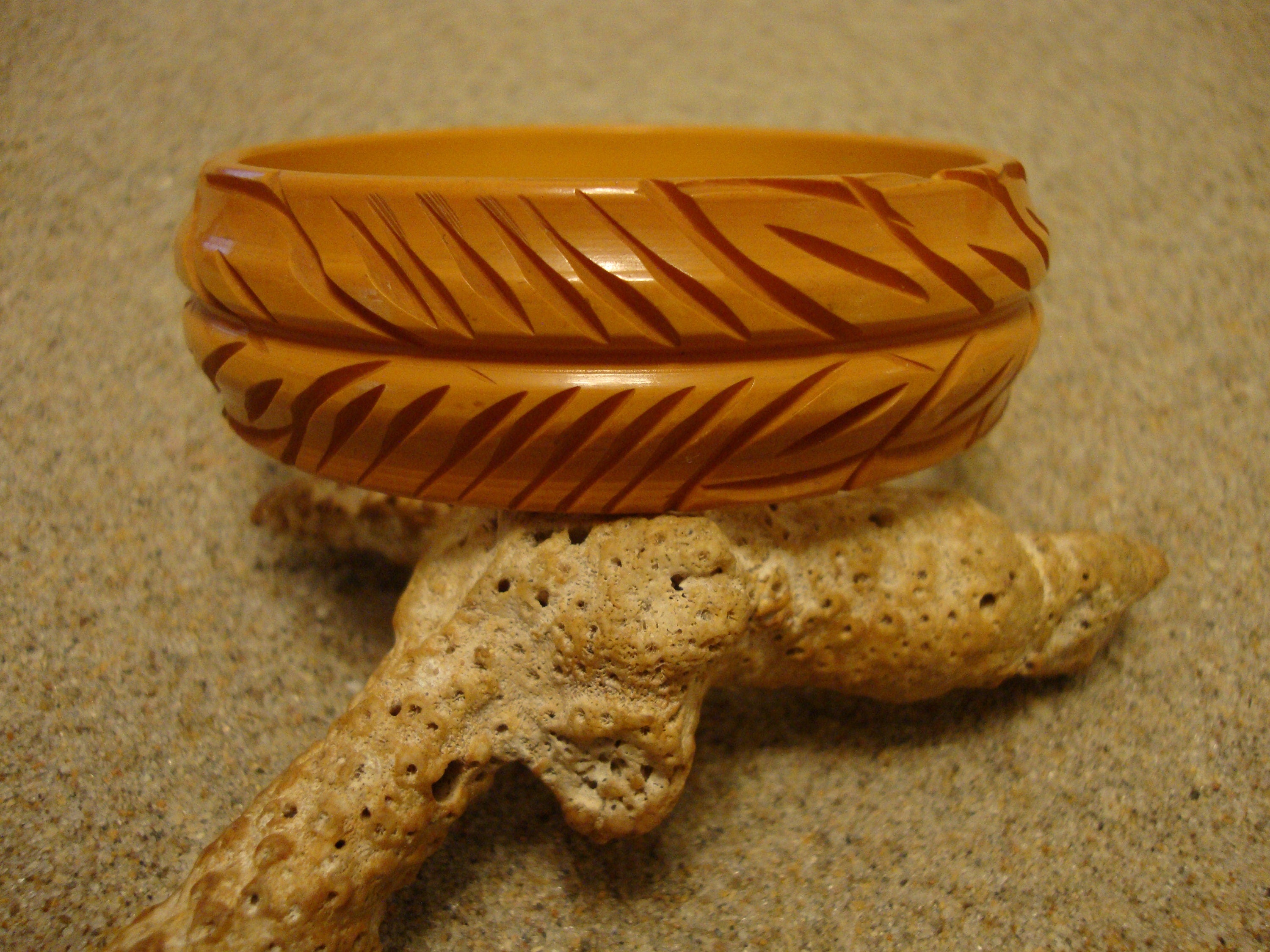 Vintage Goldenrod Bakelite Bracelet: Carved Vine & Leaf Design
