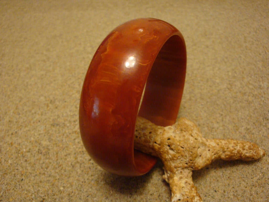 Vintage 1" Domed Bakelite Bangle Bracelet, Marbled Paprika